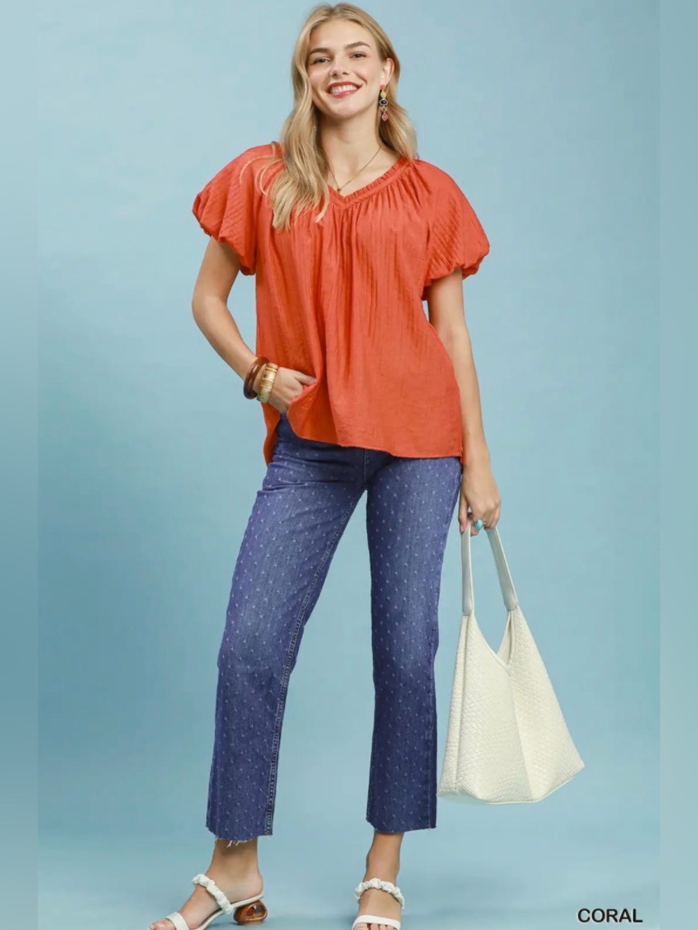 Umgee Gathered V-Neck Top – Coral🛍️